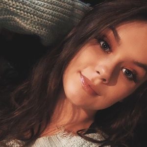 Meet your Posher, Kaylee